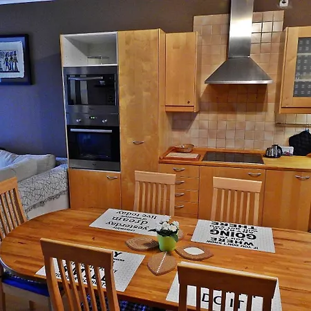 Apartman Szofia דירה *